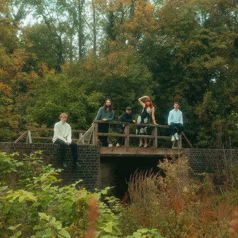 0041502733_10.jpg