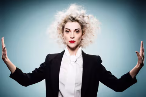 2014StVincent_NME_1ST_120214.jpg