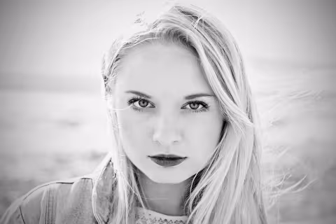 Lapsley-2048x1365-press-01.jpg