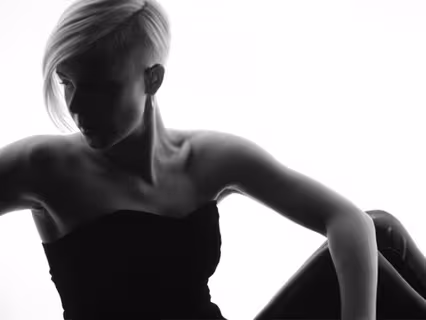 Robyn_01.jpg