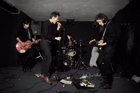 Savages-Lead-credit-Antoine-Carlier_jpg.jpg