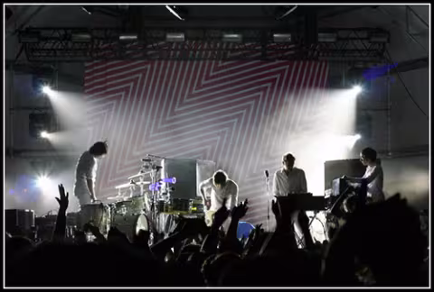 Soulwax_508358541_4c2be54441.jpg