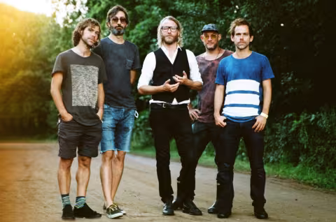 The-National-1484929913.jpg