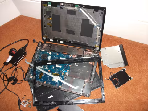 broken-computer.jpg