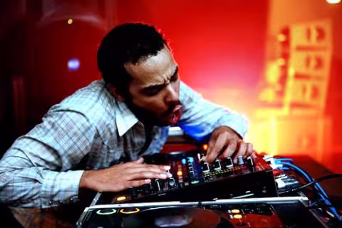 dj-mehdi.jpg
