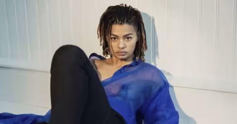 lalaceaamandasearle-1-810x425.jpg
