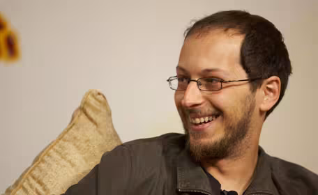 mike_paradinas_456_001.jpg