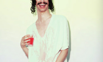 Darwin_Deez_Imagen_1.png