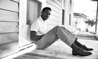 Leon_Bridges_Erin_Rambo.jpg