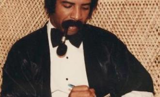 More_Life_Album_Cover.jpg