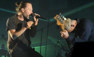 Thom-Yorke-Flea.jpg