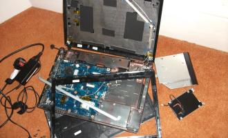 broken-computer.jpg