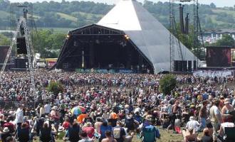glastonbury-pyramid-stage.jpg