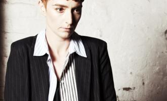 lonelady-profile-480.jpg