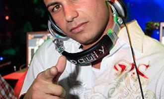 pauly-d-240.jpg