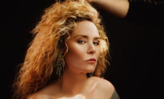 roisin-header-fraser-taylor-616x440_01.jpg
