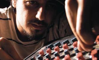 up-1amon_tobin.jpg
