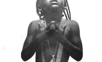 yg-twist-my-fingaz.jpg